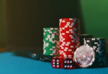 Vital Differences Between Regular Poker and Online Poker to Keep in Mind